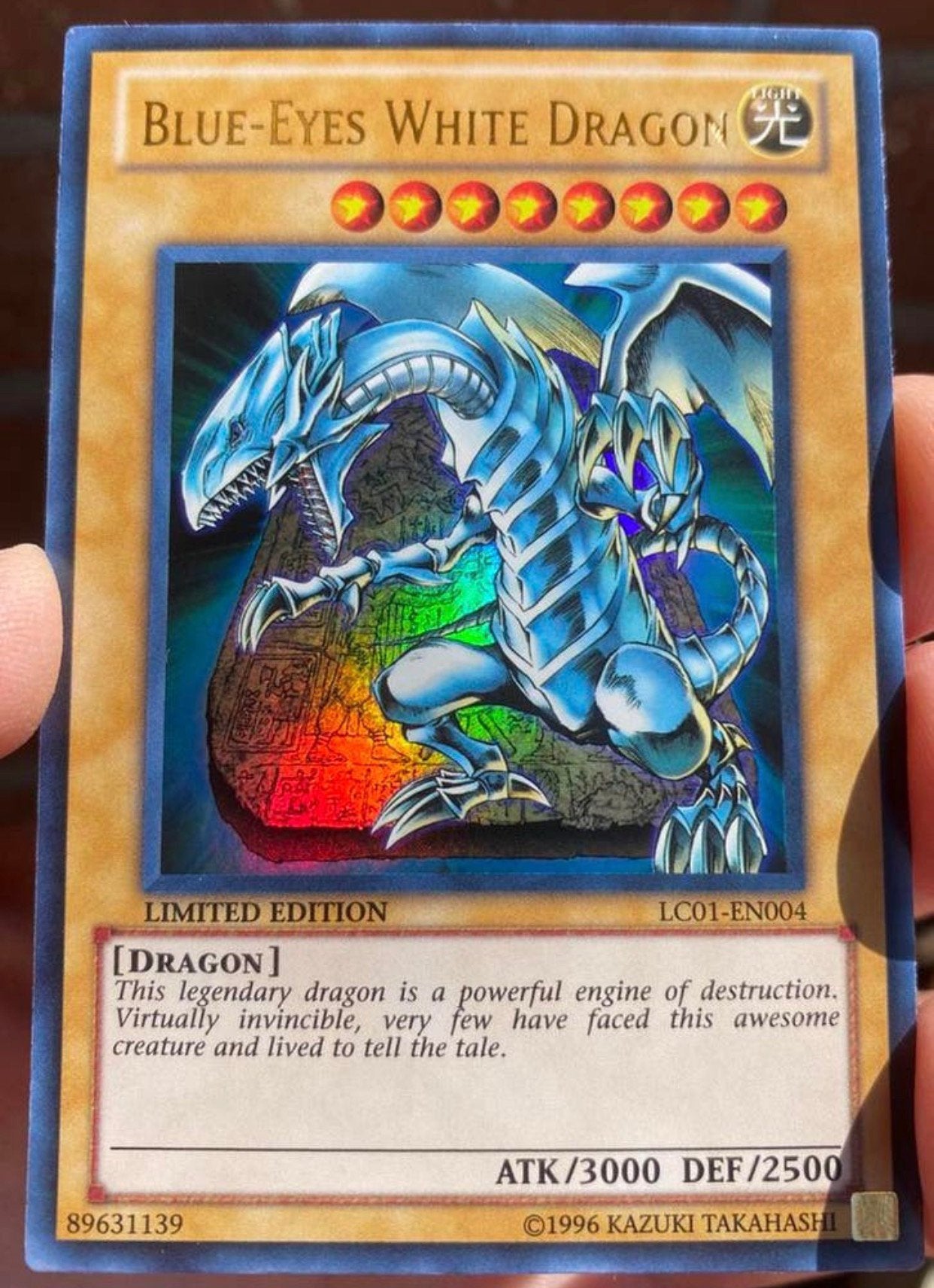 Yu-Gi-Oh! Blue-Eyes White Dragon LC01 Limited Edition 1996 !, Hobby en Vrije tijd, Verzamelkaartspellen | Yu-gi-Oh!, Ophalen of Verzenden