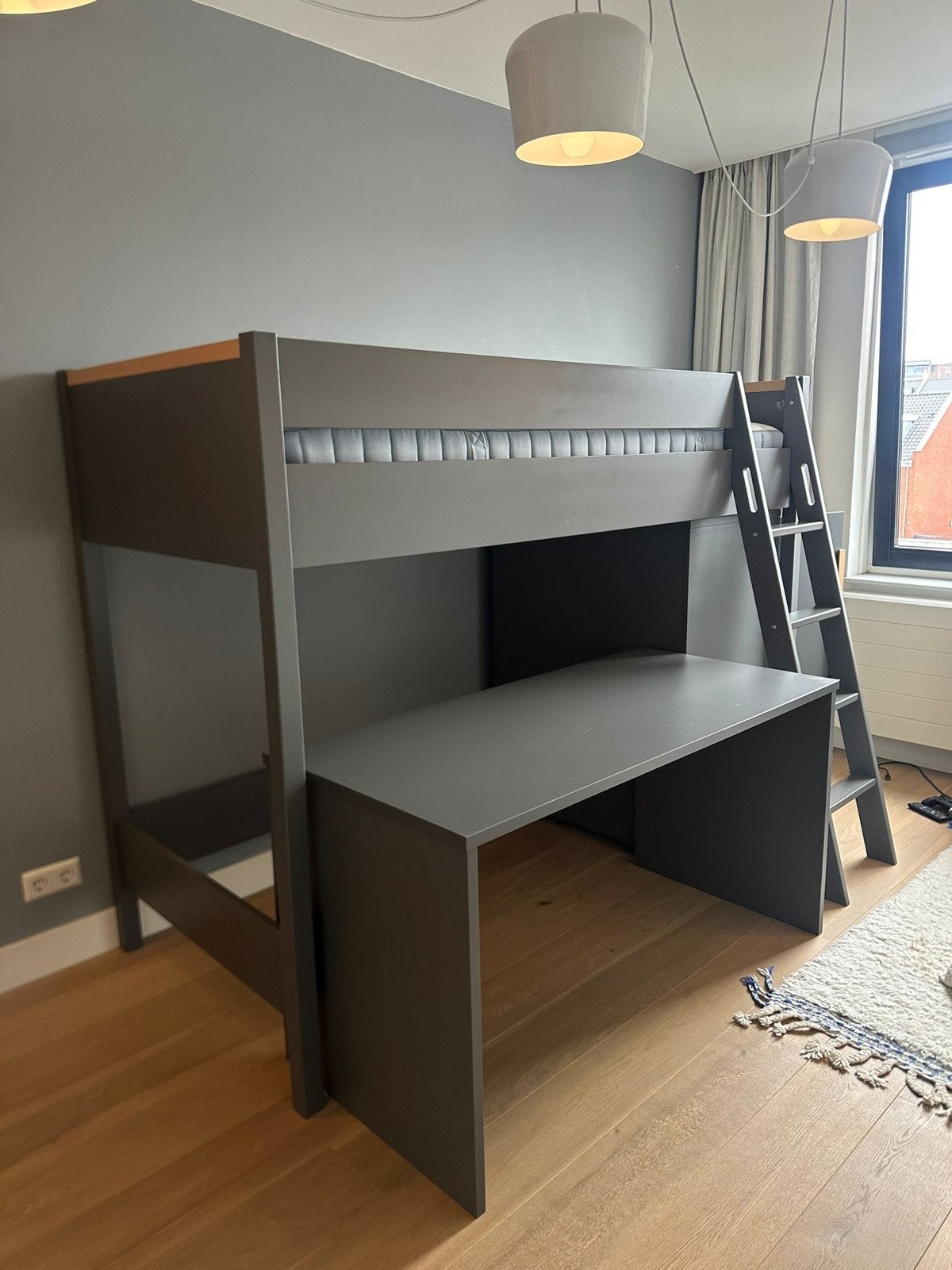 Foto 4 van Hoogslaper met bureau en kast - Grijs
