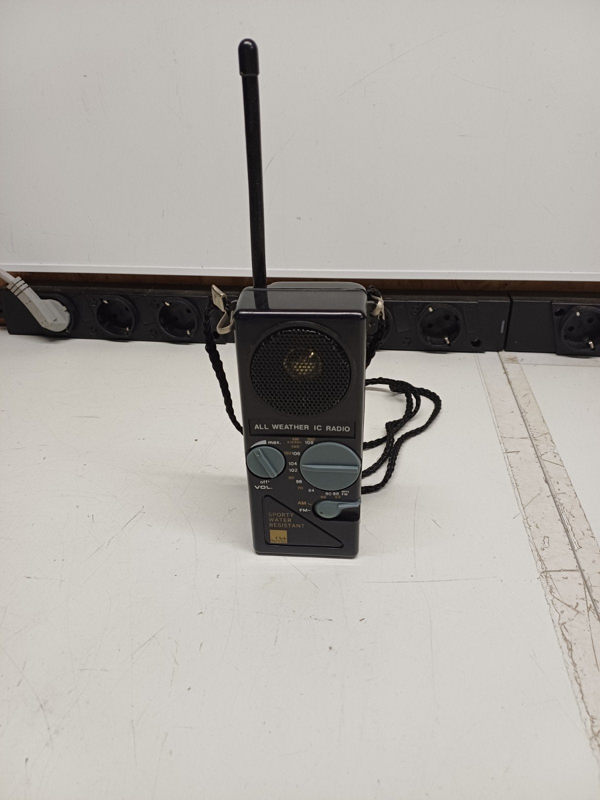 Yoko All Weather IC Radio Sportie-radio uit 1983, Ophalen of Verzenden, Gebruikt, Radio