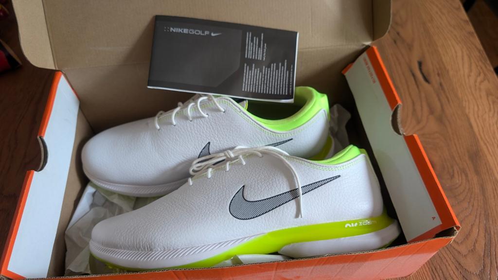 Nike golfschoenen heren maat 45 - Nieuw in doos, Sport en Fitness, Golf, Ophalen of Verzenden, Nieuw, Schoenen, Overige merken