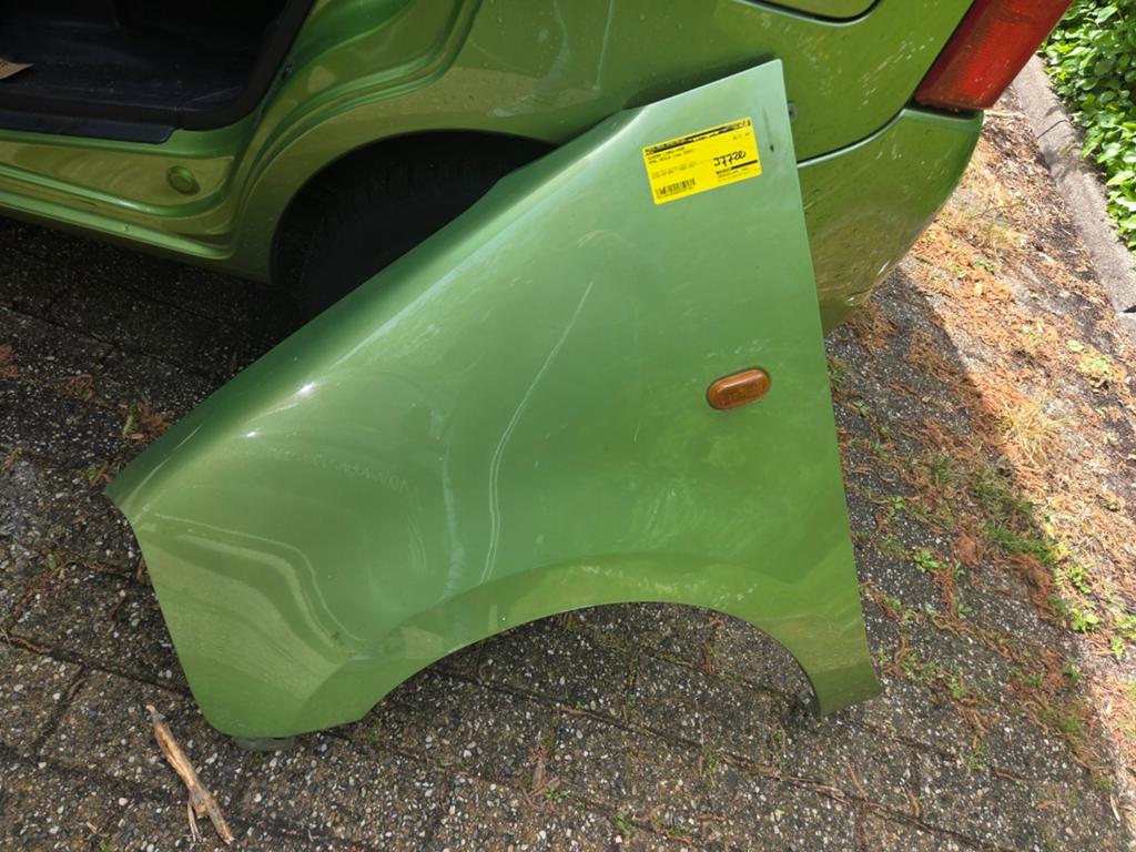 Spatbord links-voor Opel Agila (sep 2000) groen, Gebruikt, Ophalen of Verzenden, Spatbord, Voor