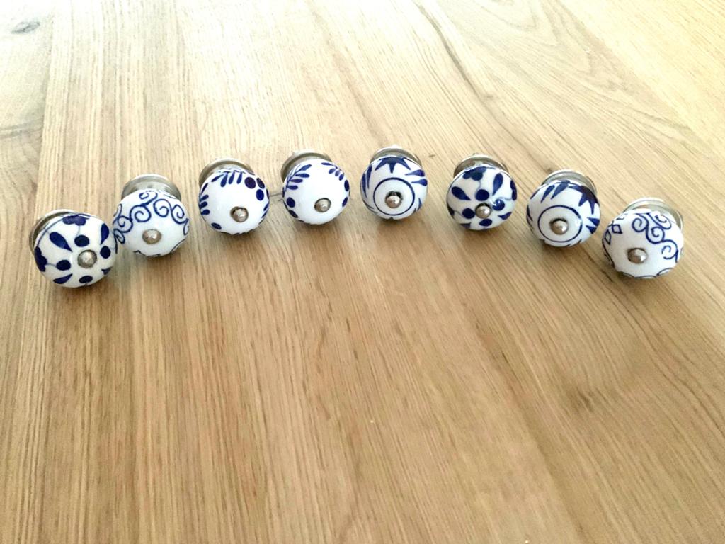 Porseleinen Ladeknoppen / Kastgrepen - Blauw/Wit Set van 8, Ophalen of Verzenden, Zo goed als nieuw