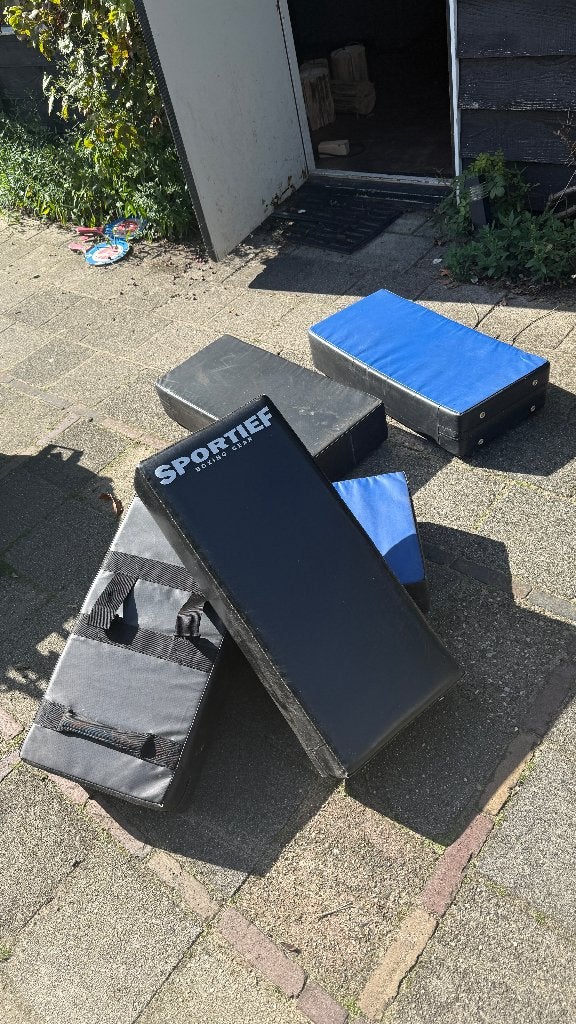 Stootkussens / Trapkussens – doe een leuk bod!, Ophalen, Gebruikt, Bokszak