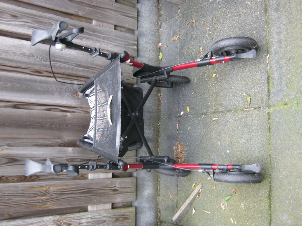 tropo troja s rollator, Ophalen, Opvouwbaar, Gebruikt