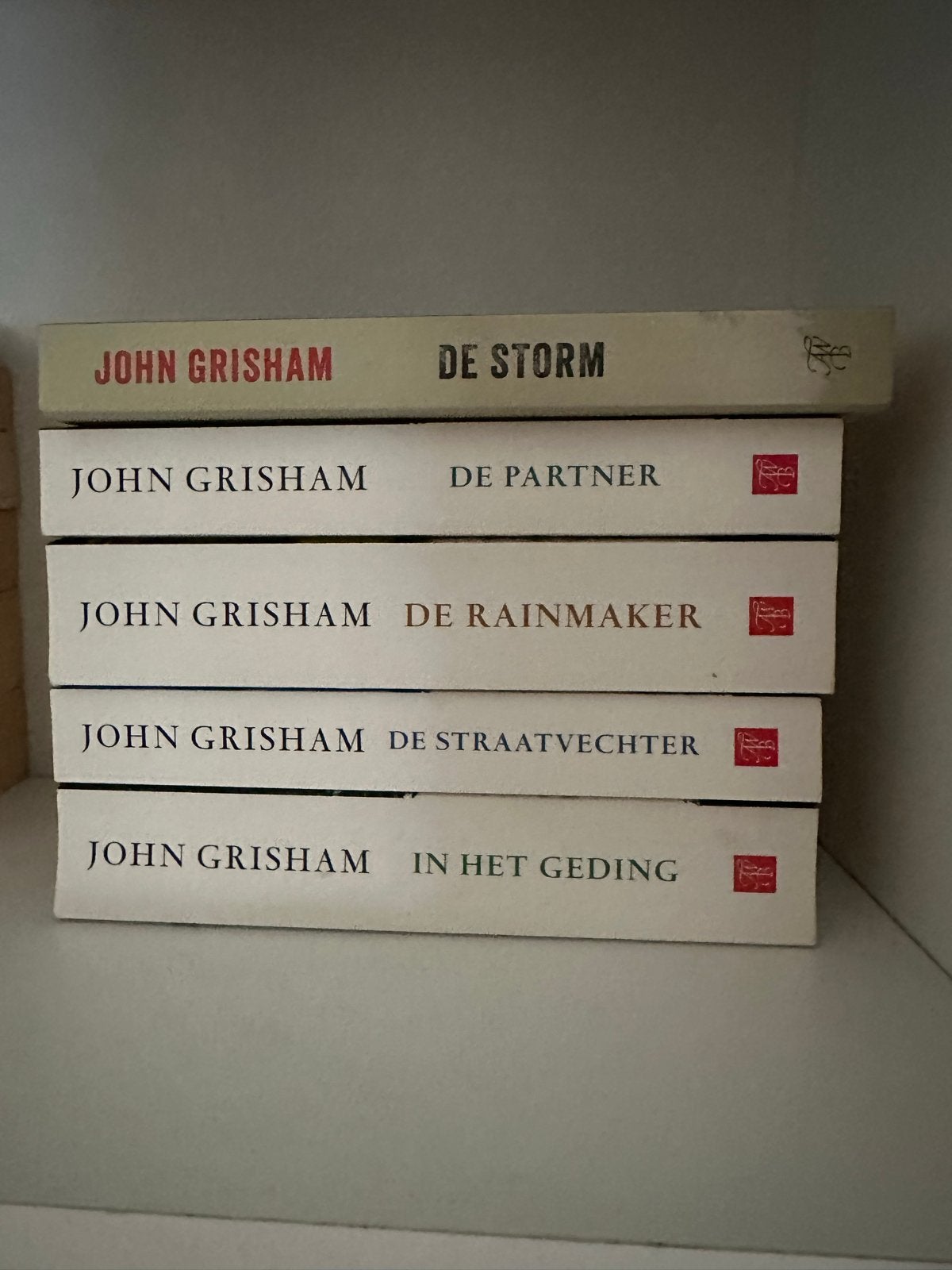 John Grisham Boeken - De Storm, De Partner, De Rainmaker, De, Boeken, Ophalen of Verzenden, Gelezen, Nederland
