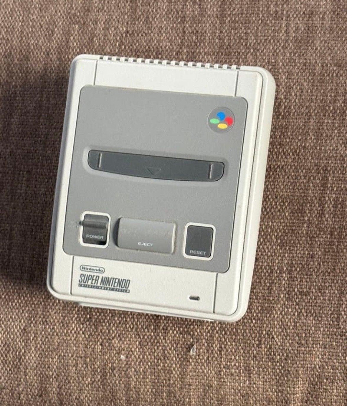 Super Nintendo Classic Mini Console met 2 controllers, Spelcomputers en Games, Games | Nintendo Super NES, Zo goed als nieuw, 2 spelers