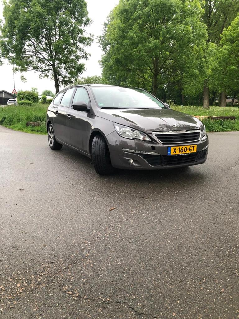 2015 Peugeot 308 FULL OPTIE LAGE KM STAND 1.2 MOTOR, Auto's, Voorwielaandrijving, Stof, Euro 6, 1198 cc