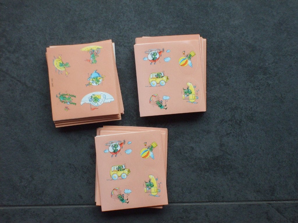 Diverse stickervellen € 1,00 per set., Ophalen of Verzenden, Zo goed als nieuw