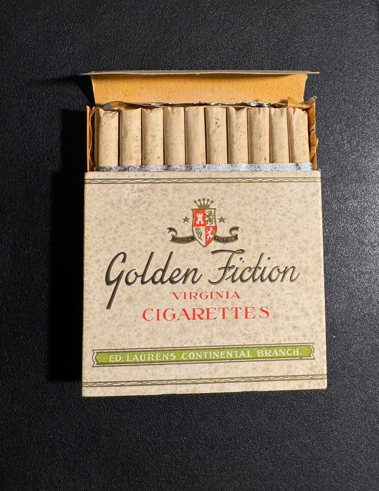 Pakje Sigaretten Golden Fiction, Verzenden, Zo goed als nieuw