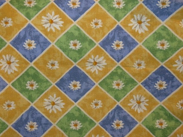 Nieuwe vintage lap stof geel groen blauw met margrieten, Geel, Nieuw, Ophalen of Verzenden, 30 tot 120 cm