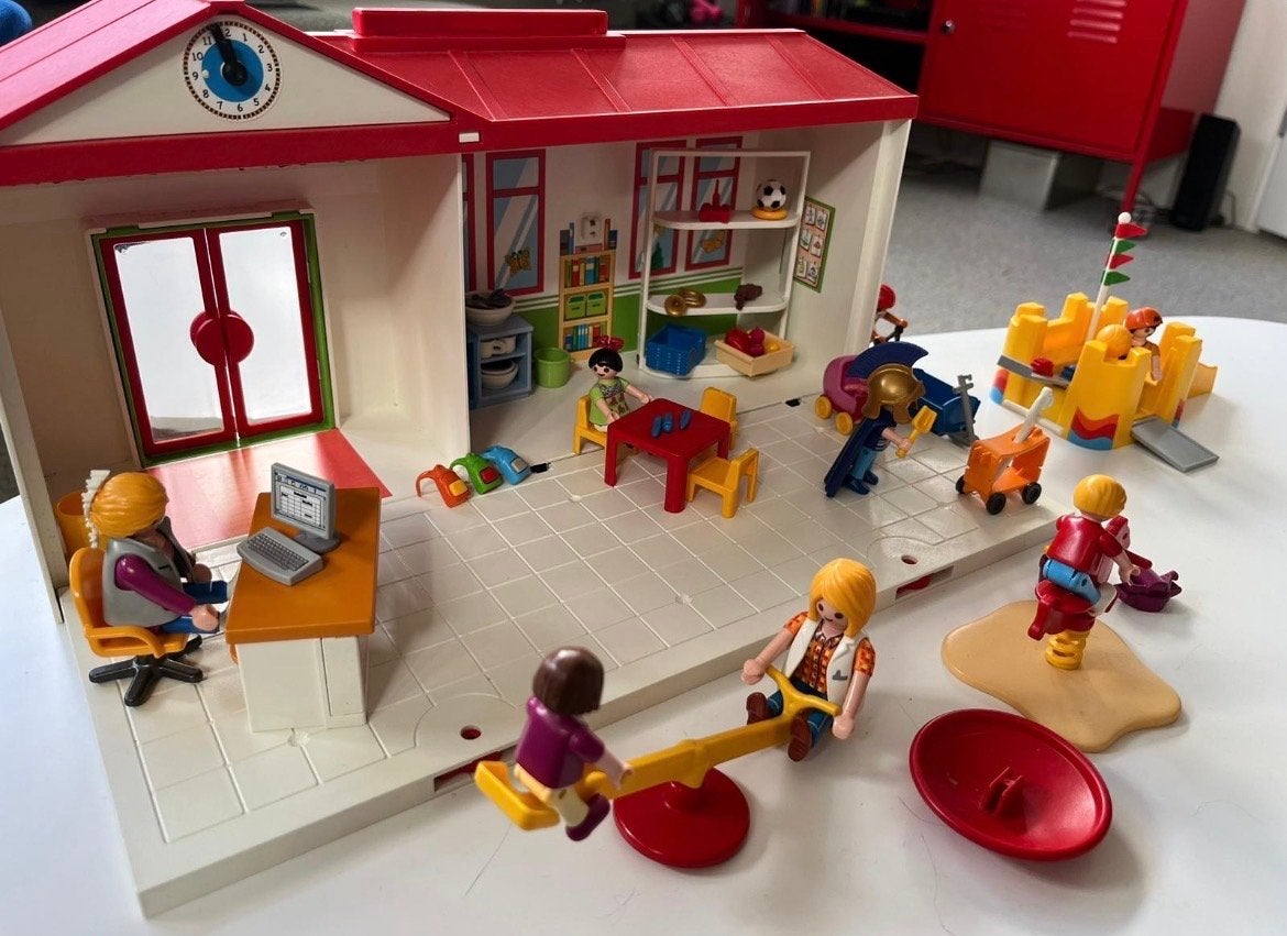 Playmobil Meeneemschooltje met veel extra's, Ophalen, Gebruikt, Gebouw, Complete set
