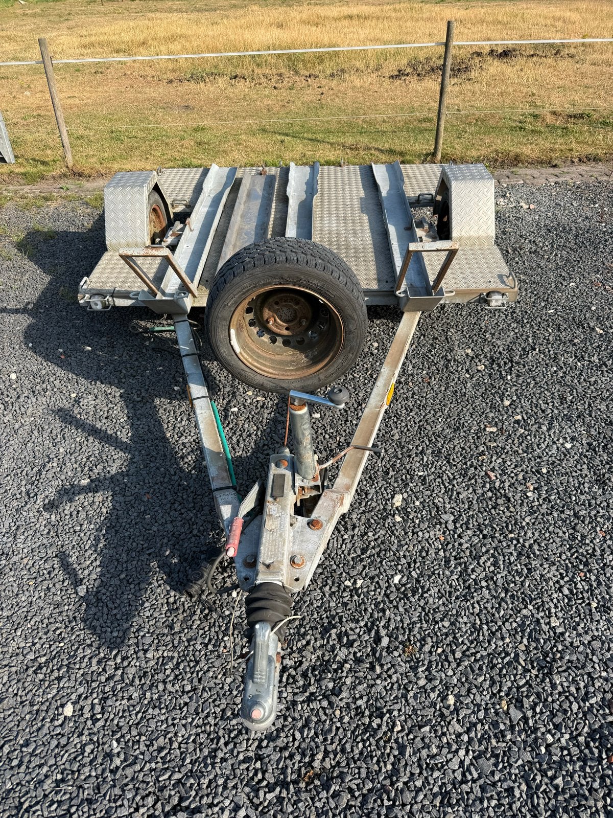 Motorfietsaanhanger met reservewiel, Ophalen of Verzenden, Gebruikt