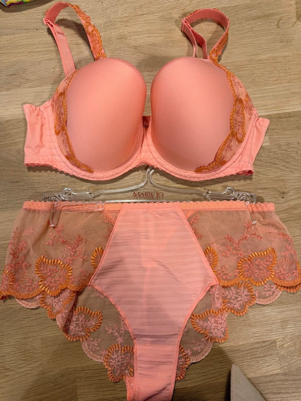 Louisa Bracq bh 75C slip 38 NIEUW!! Bh €45, Ophalen of Verzenden, Oranje, BH