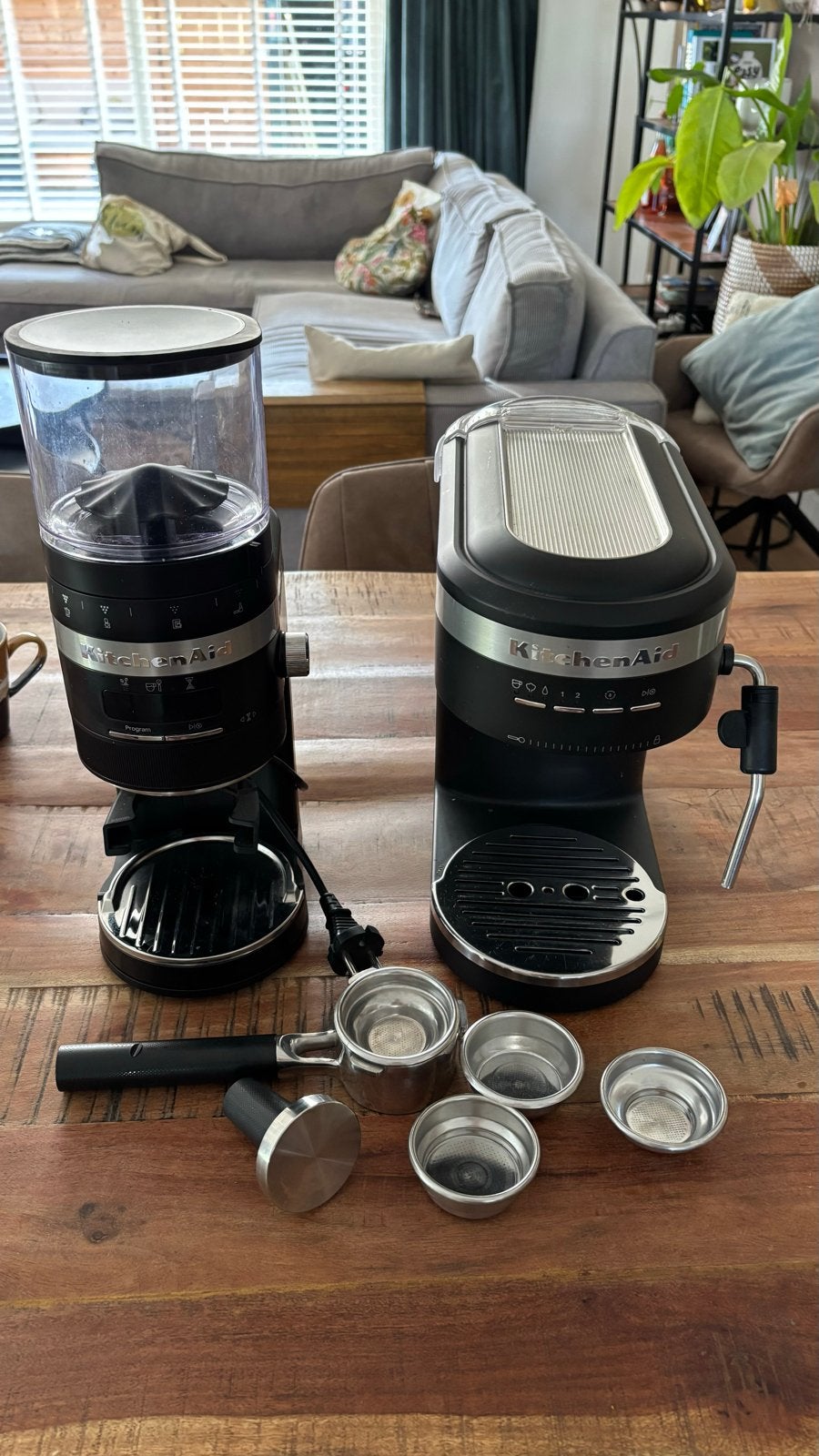 KitchenAid Artisan koffiezetapparaat met bonenmaler, Witgoed en Apparatuur, Koffiezetapparaten, Espresso apparaat, Gemalen koffie