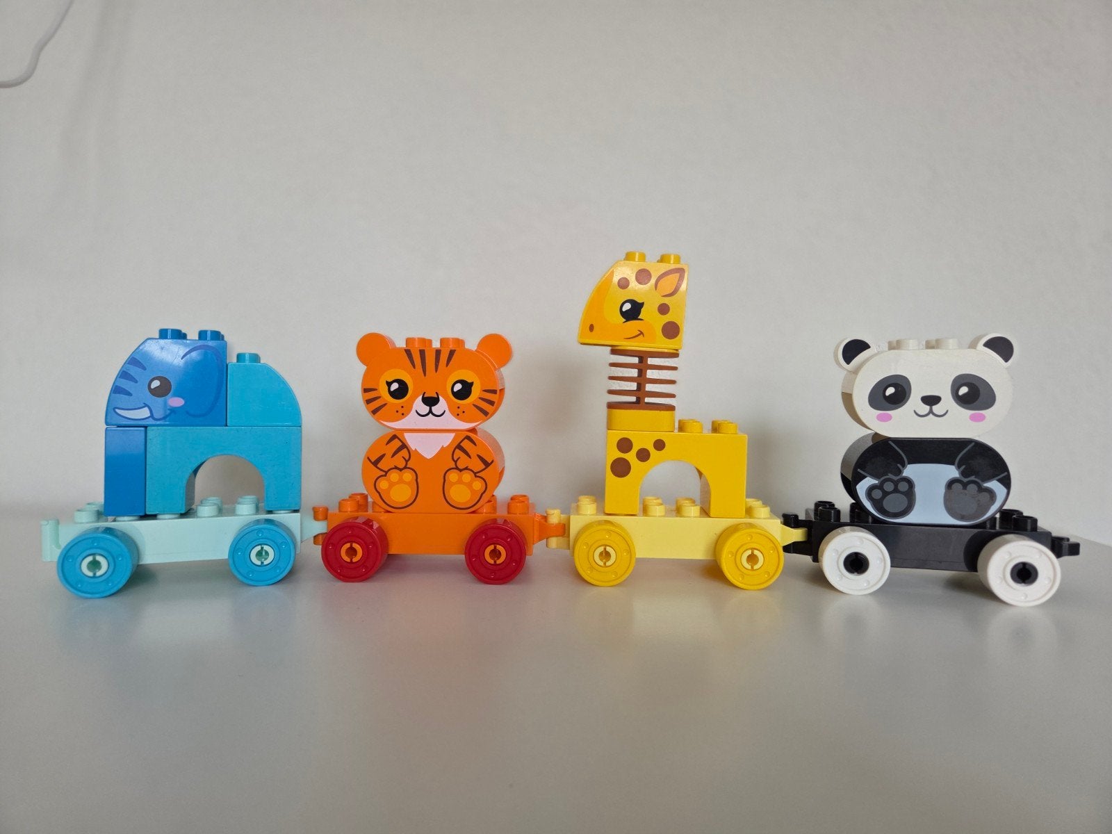 Nette set Lego Dulpo Dierentrein 10955 dieren vanaf 1,5 jaar, Kinderen en Baby's, Ophalen of Verzenden, Zo goed als nieuw, Duplo