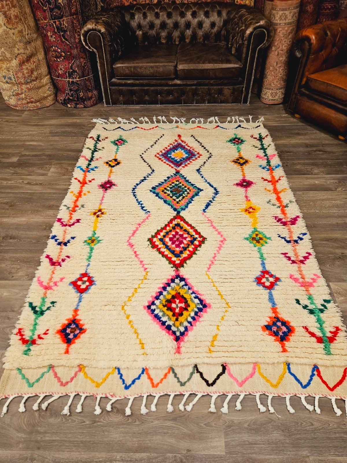 Handgeknoopt Azilal Berber Tapijt. prachtige kleuren., Huis en Inrichting, Blauw, 200 cm of meer, Ophalen of Verzenden