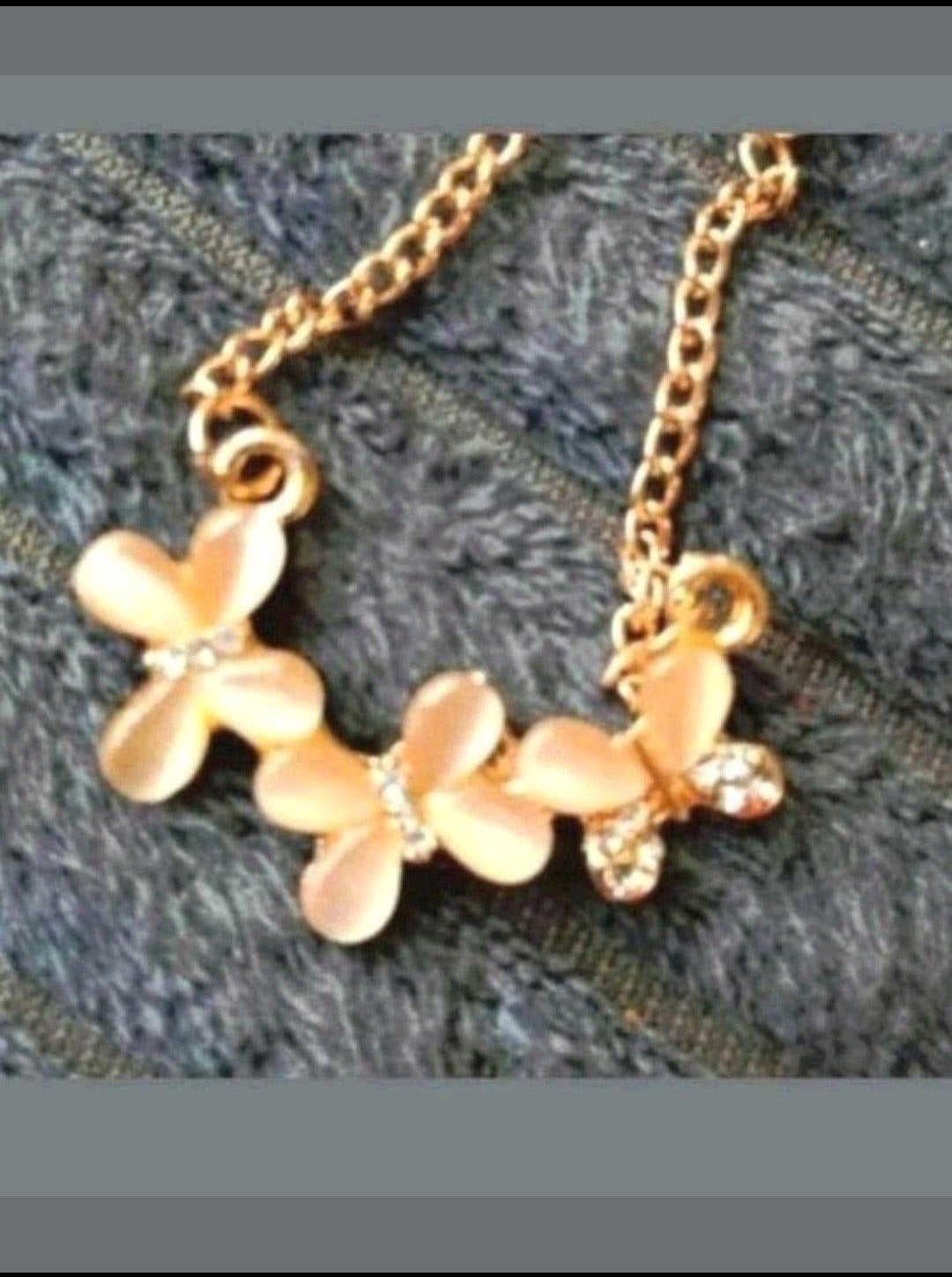 ketting vlinders, Verzenden, Nieuw, Goud, Met hanger