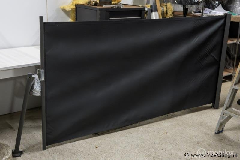 Online Veiling: Windscherm incl. bevestigingsmateriaal