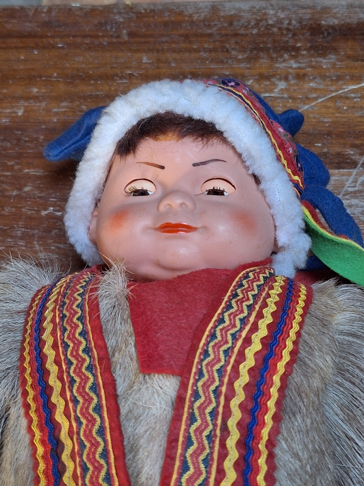 Vintage Scandinavische klederdrachtpop / Sámi Lapland pop –, Antiek en Kunst, Ophalen