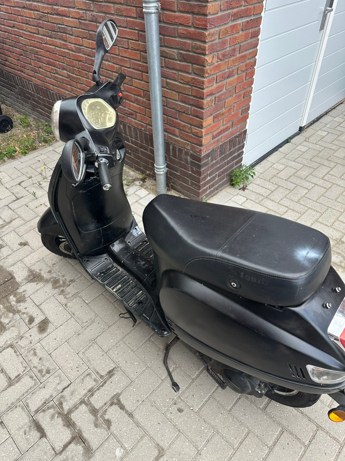 La Souris Sourini zwart met Runner spiegels, Fietsen en Brommers, Gebruikt, Benzine, Ophalen, Overige merken