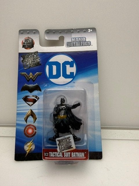 Jada Nano Metalfigs DC Tactical Suit Batman nieuw, Nieuw, Ophalen of Verzenden, Werkstr. 1, 90765 Fürth, Duitsland, Mail@onbekend.com
