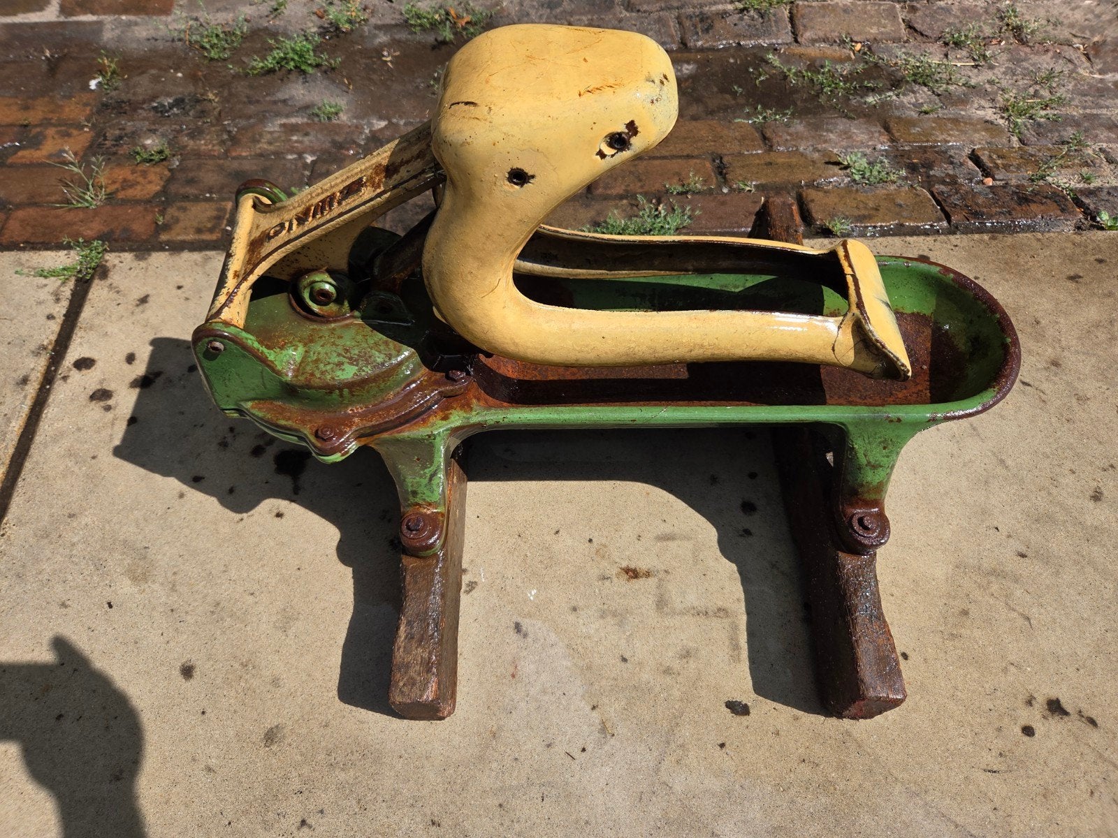 weidepomp hezo, Ophalen