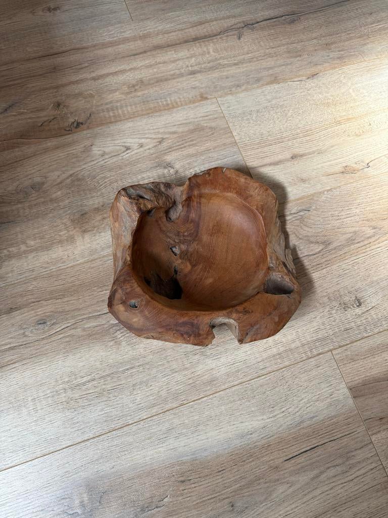 2 Houten schalen van boomstam, Ophalen