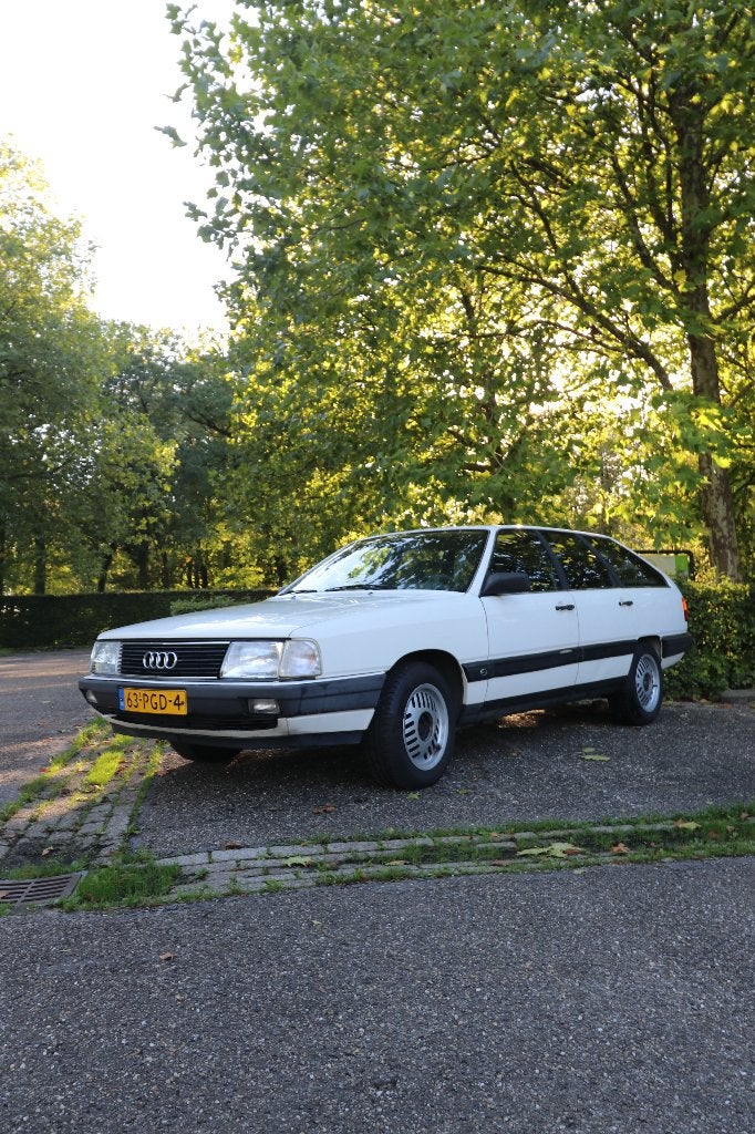 Audi 100 Avant 2.2 1986 Wit, Auto's, 1250 kg, Centrale vergrendeling, Wit, Stationwagon
