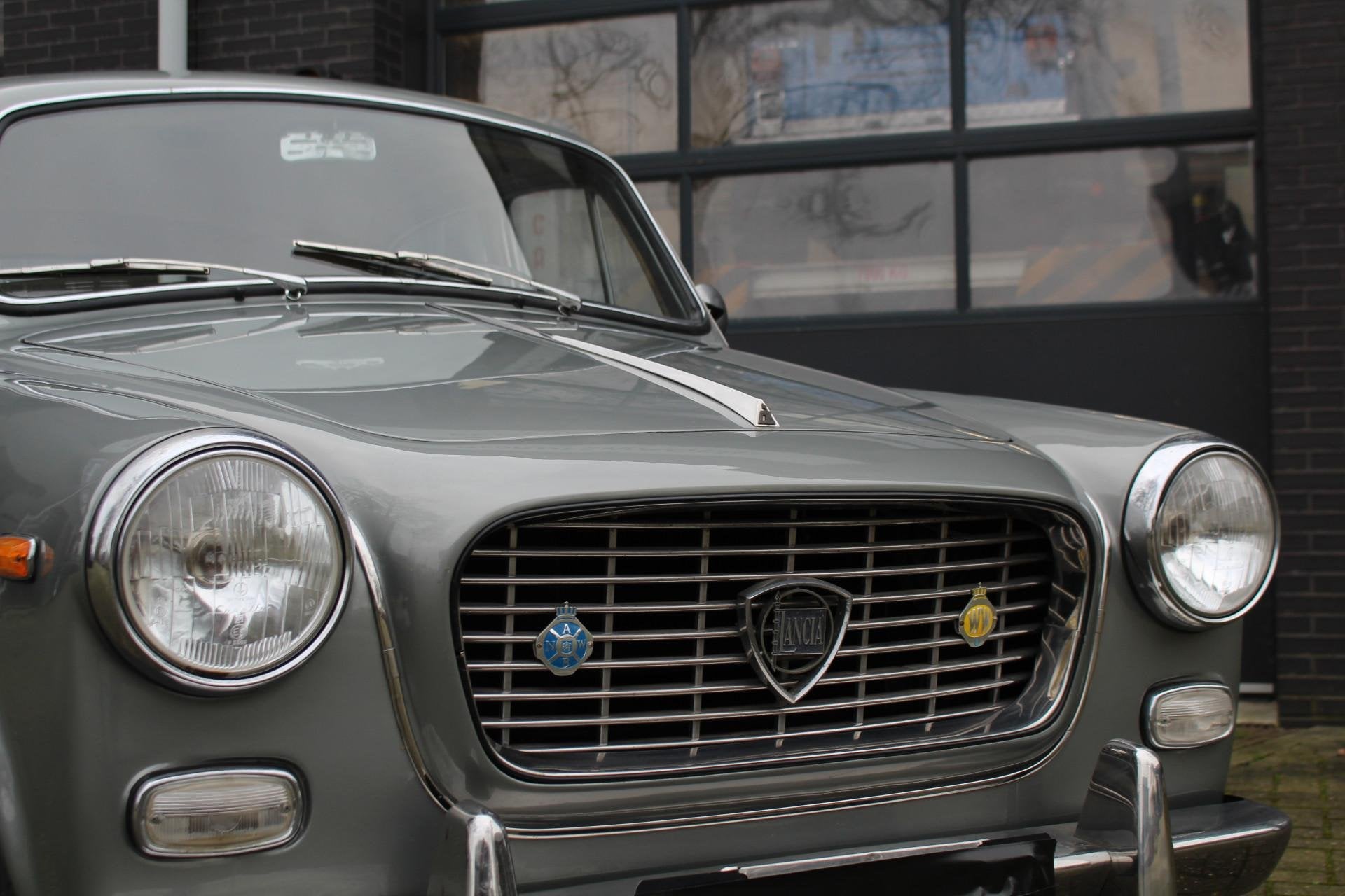 Lancia APPIA Series III Berlina V4 NIEUWSTAAT! RESTORED, foto 5