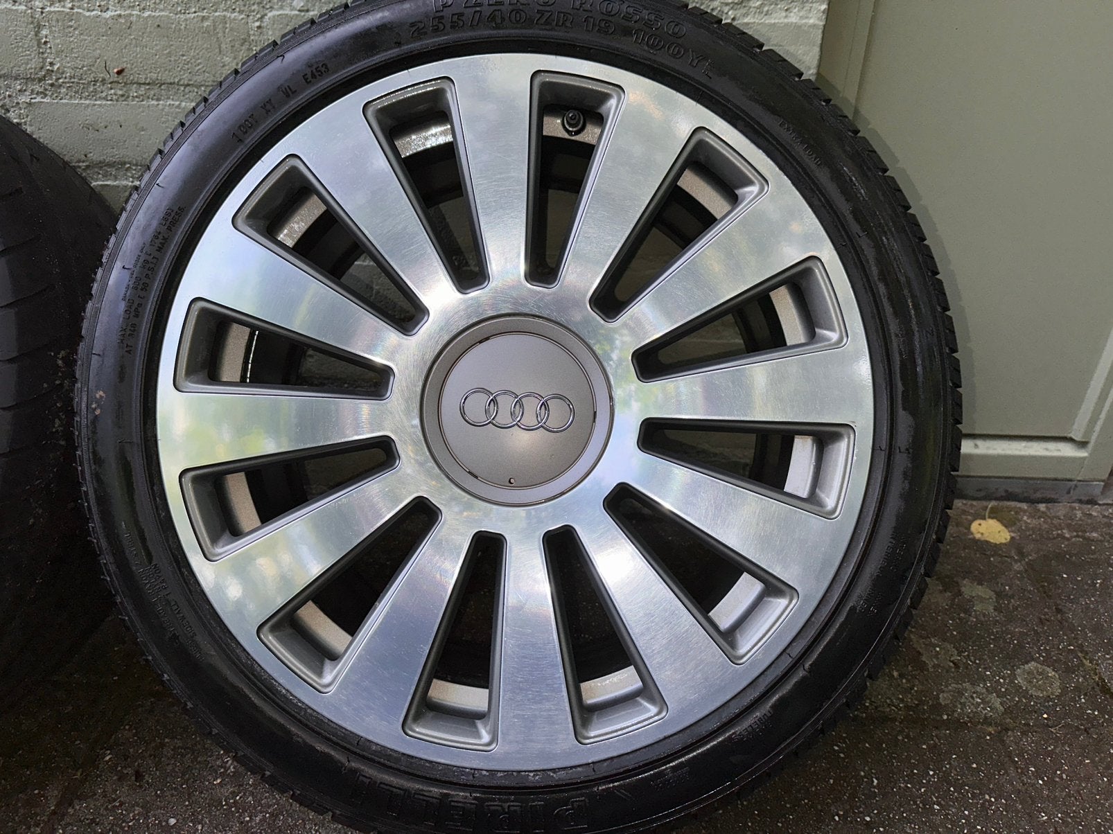 5x originele OEM Audi A8 velgen 19 inch! Incl. Zomerbanden!, Auto-onderdelen, 255 mm, Banden en Velgen, Zomerbanden, Ophalen