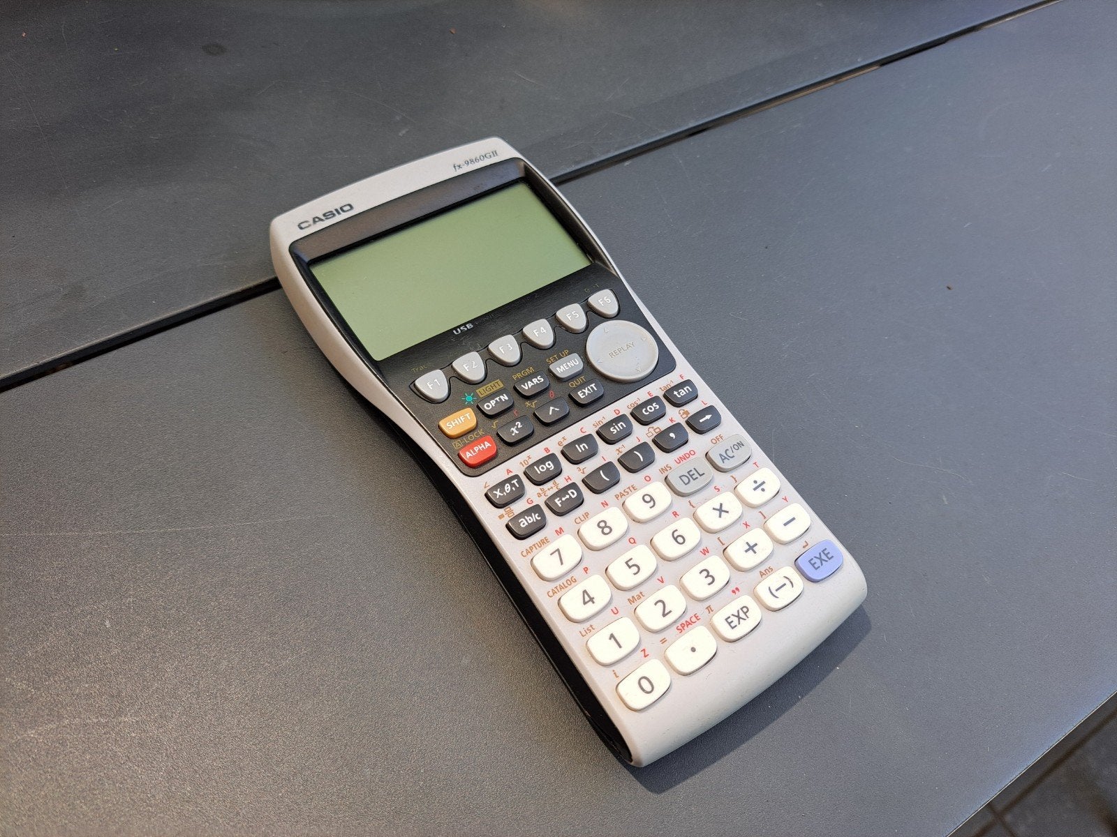 Grafische rekenmachine Casio FX-9860GII, Diversen, Ophalen of Verzenden, Grafische rekenmachine, Gebruikt