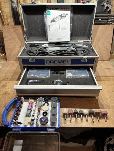 Dremel 4000 Multitool complete Set en extra`s + Opbergkoffer, Doe-het-zelf en Verbouw, Gereedschap | Handgereedschap, Ophalen