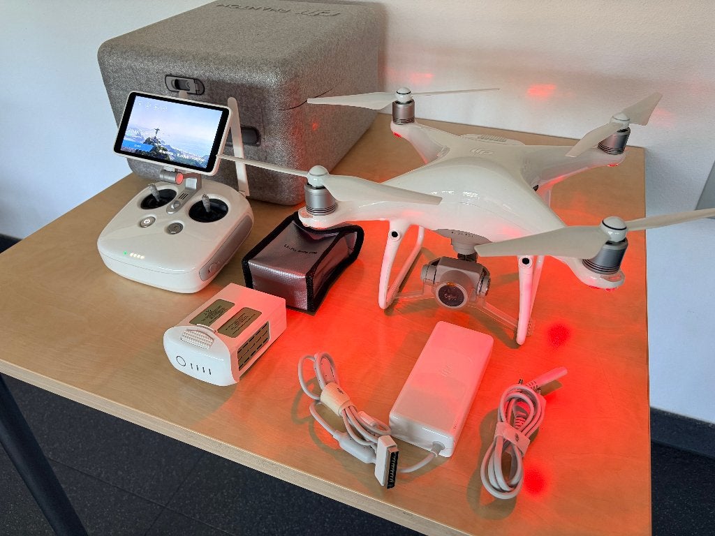 Drone DJI Phantom 4 Pro Plus, Audio, Tv en Foto, Drones, Zo goed als nieuw, Cameradrone, Topkwaliteit, DJI, 900 gram tot 4 kilo