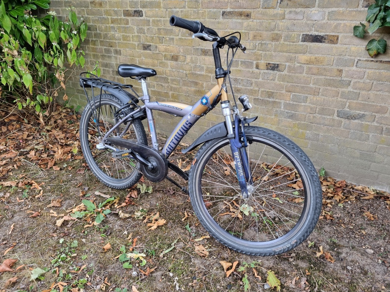 Batavus jongenfiets met 3 versnellingen 24 inches, Ophalen, Gebruikt, Velgrem, Versnellingen