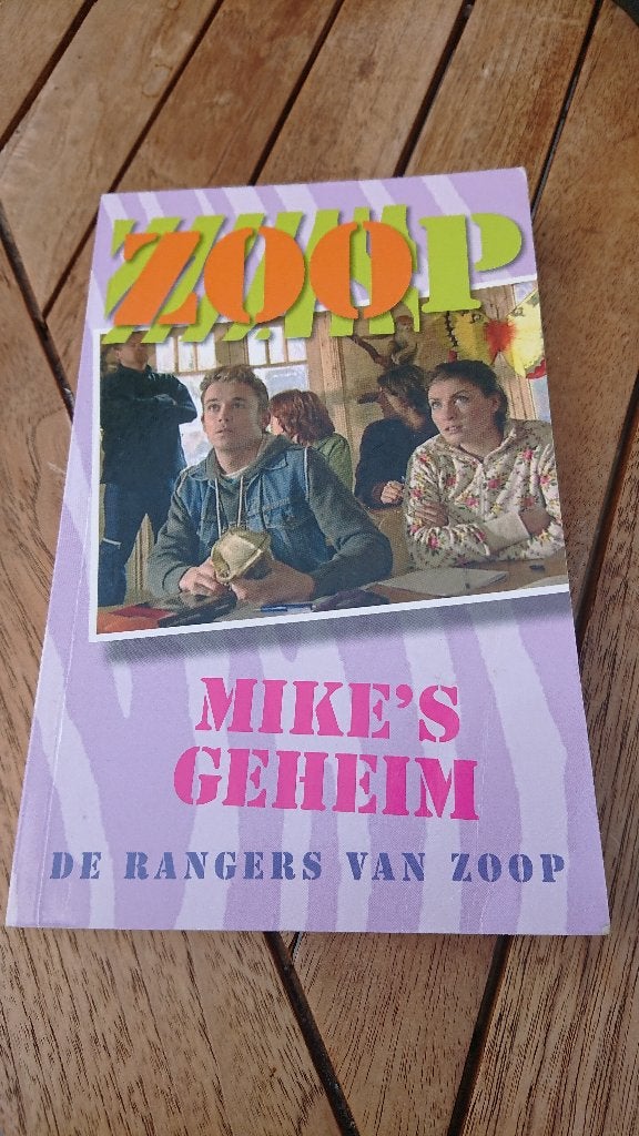 Zoop Mike's geheim, Boeken, Fictie algemeen, Ophalen of Verzenden, Zo goed als nieuw, Johan Nijenhuis