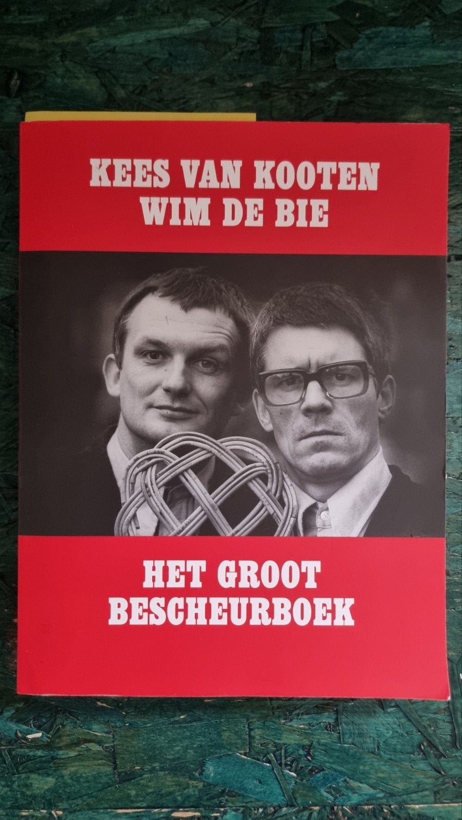 Kees van Kooten - Het groot bescheurboek, Ophalen of Verzenden, Zo goed als nieuw, Kees van Kooten; Wim de Bie