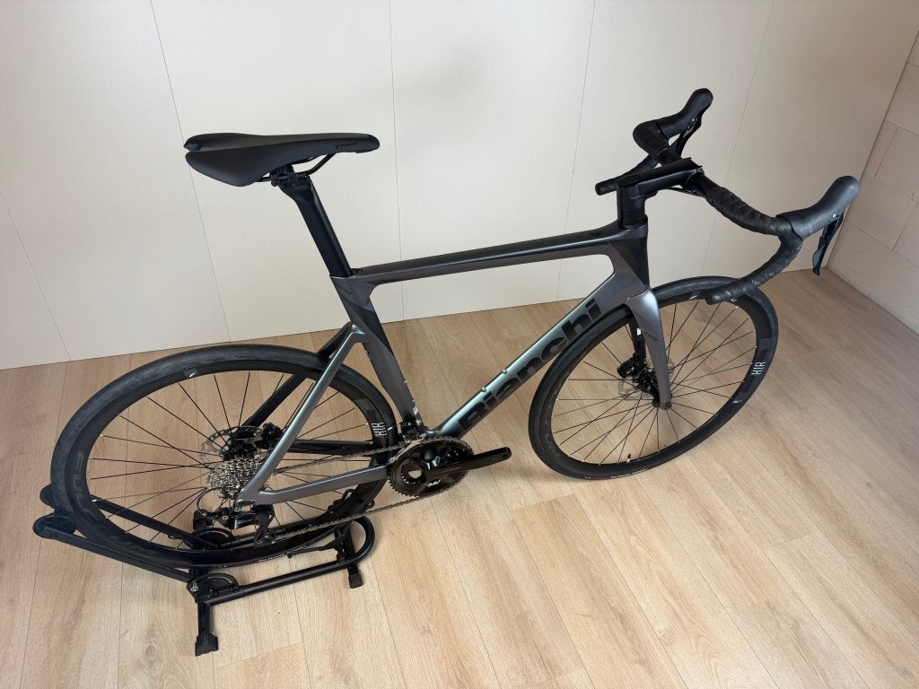 Bianchi Oltre Race - Shimano 105 - 55 - €1100 Korting!, Fietsen en Brommers, 28 inch, Carbon, Info@velostudio.nl, Heren