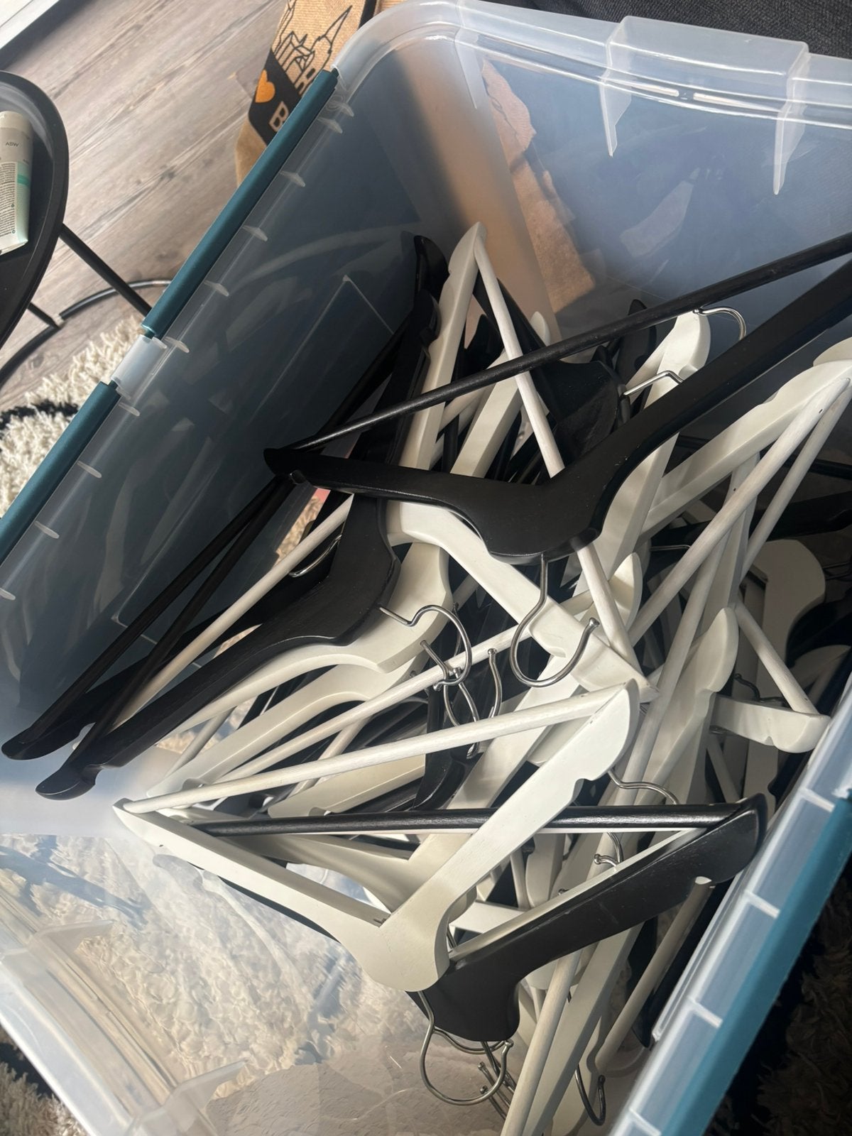 Kleerhangers van de ikea zwart wit, Ophalen of Verzenden, Zo goed als nieuw, Hout