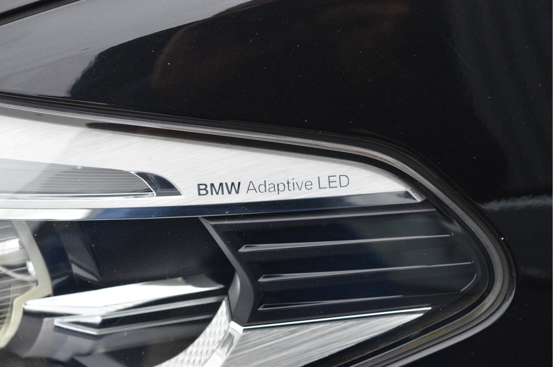 Foto 12 van BMW 5 Serie Touring 520i High Executive | M-PAKKET | PANO |