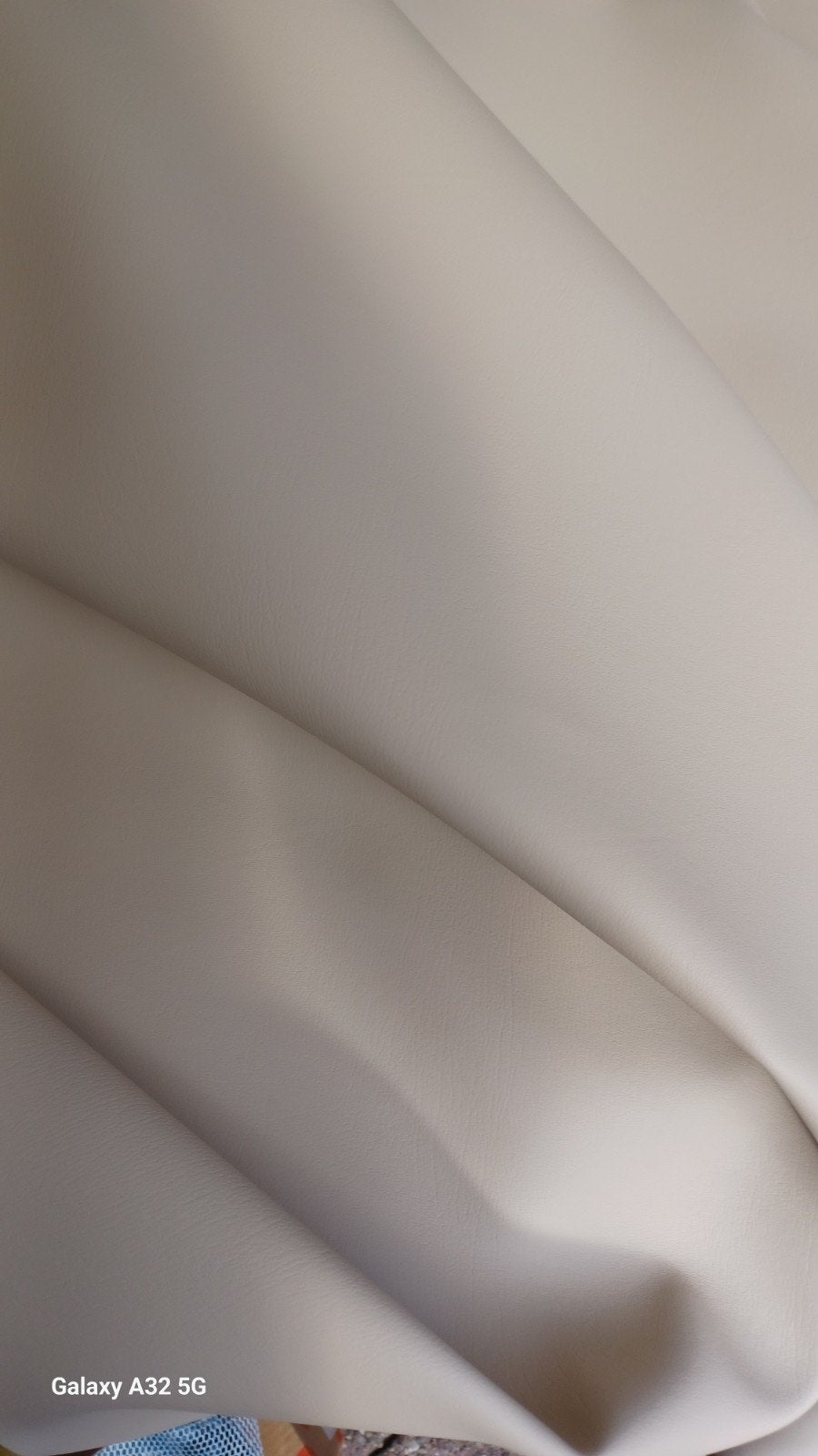 Beige Zand Skai Kunstleer - 1.40m breed, 1.30m lang, 120 cm of meer, Beige, Leer of Kunstleer, Nieuw