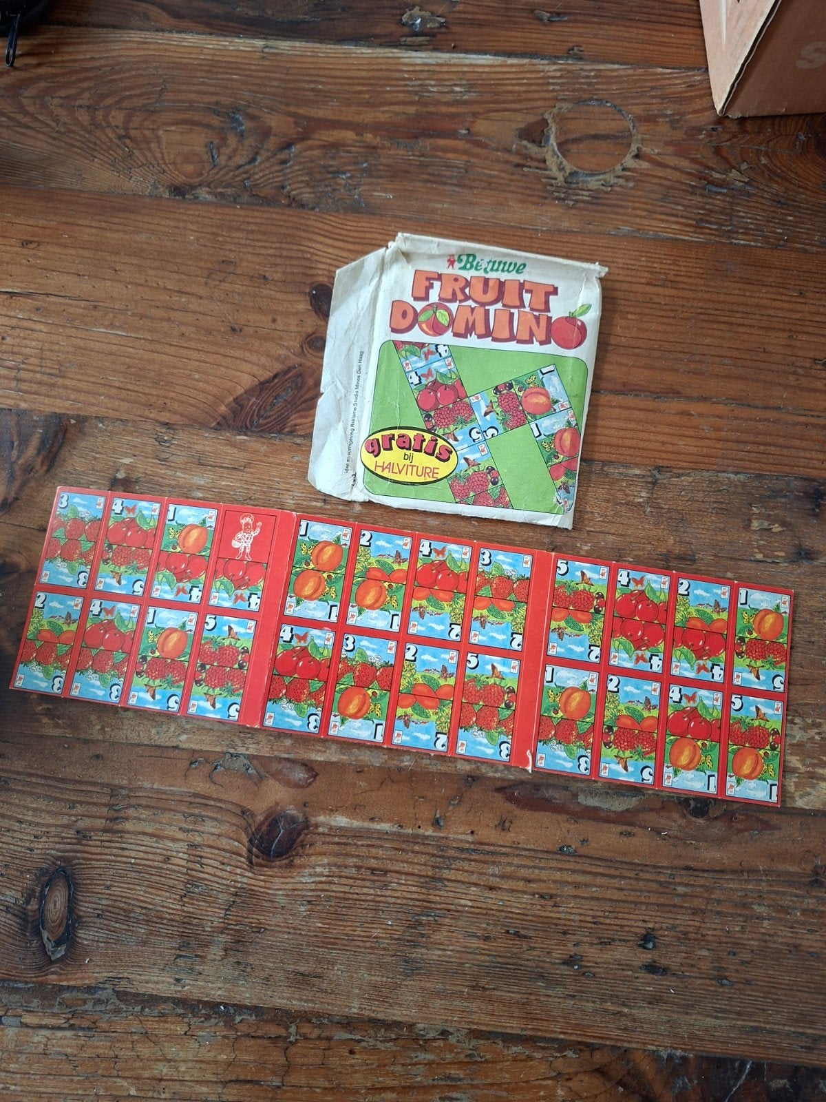 Nostalgie Betuwe Flipje Fruit Domino Spel bijna gratis, Een of twee spelers, Ophalen of Verzenden, Gebruikt, Betuwe