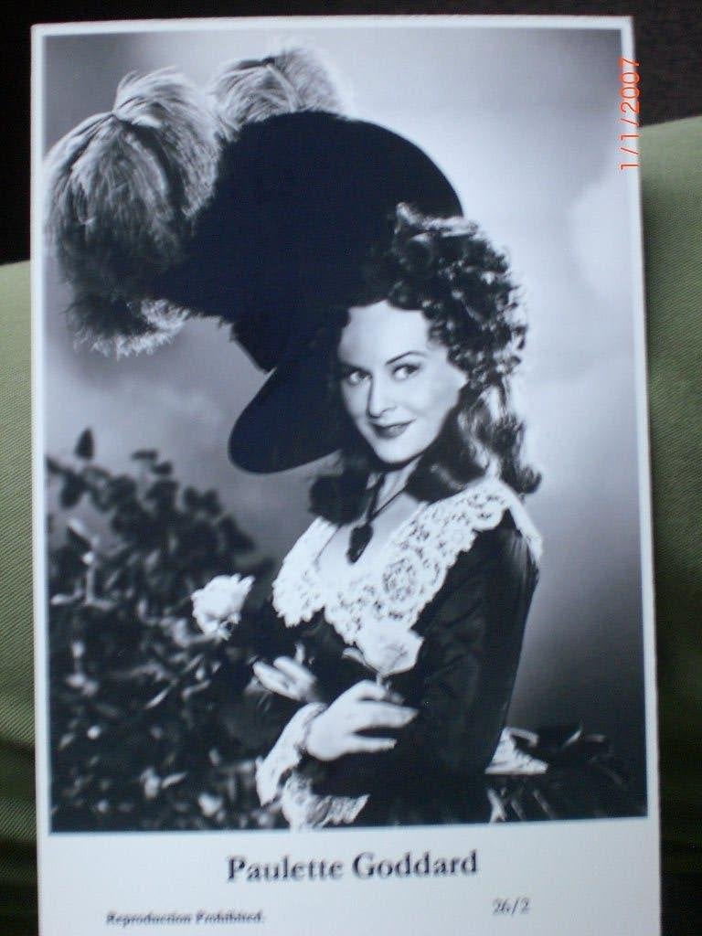kaart Paulette Goddard, Ophalen of Verzenden, 1980 tot heden, Ongelopen, Sterren en Beroemdheden