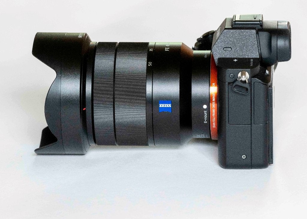 Foto 6 van Sony A7 II + Zeiss 24-70mm F4 + Battery Kit | ALS NIEUW
