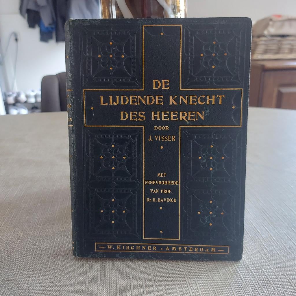 De Lijdende Knecht des Heeren - J. Visser (1913), Ophalen of Verzenden, Gelezen, J. Visser, Christendom | Protestants