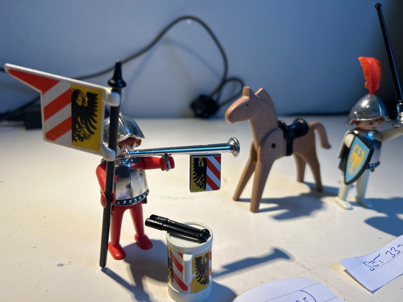 Vintage Playmobil Sets: Nurenberg Guard (3380) & Ridder (337, Ophalen of Verzenden, Gebruikt, Jongen of Meisje