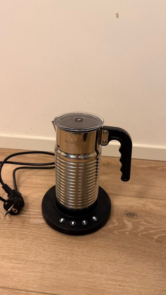 Nespresso Aeroccino Melkopschuimer, Ophalen, Zo goed als nieuw