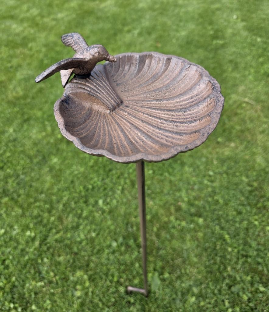 VOEDERSCHAAL / MET VOGELTJE/ TUINPRIKKER / WATER, Huis en tuin decoratie Marie, Nieuw, Info@huisentuindecoratiemarie.nl, Peize