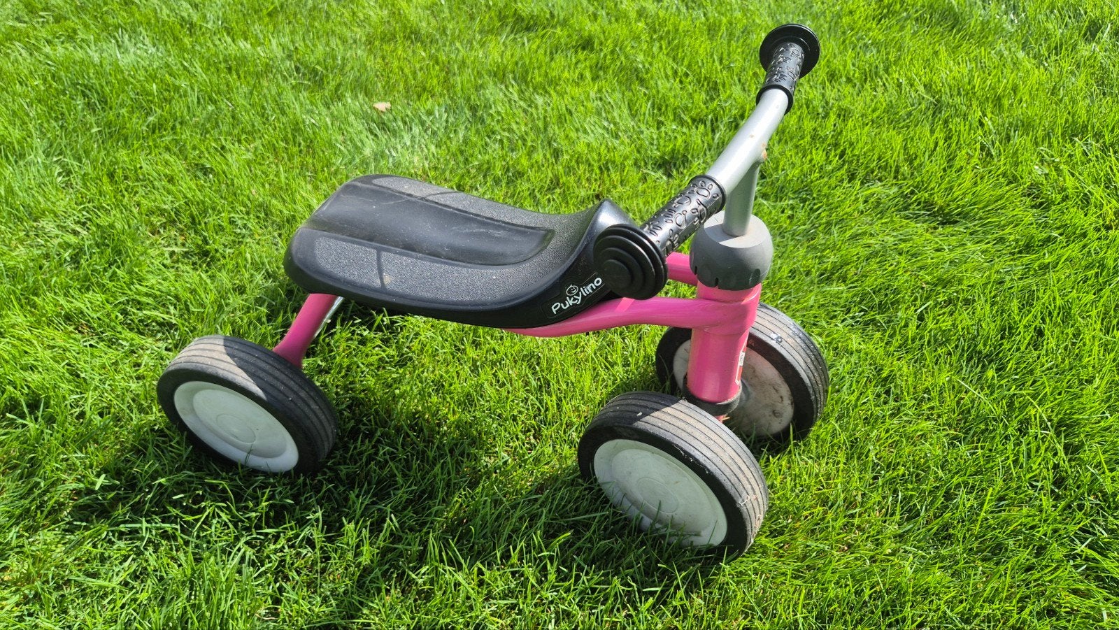 roze puky loopfiets, Ophalen, Gebruikt, Loopfiets