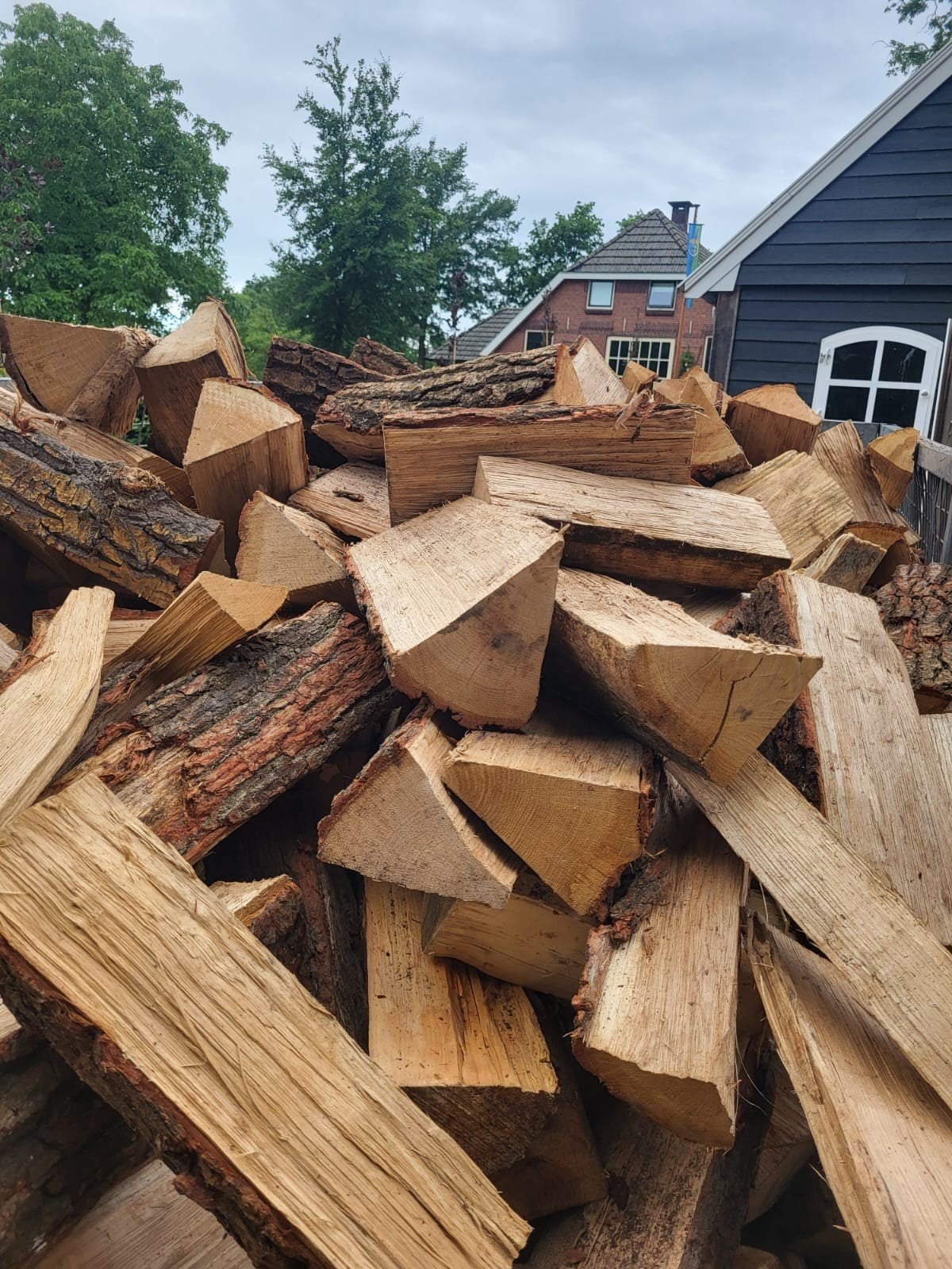Droog beuk en eik haardhout brandhout kachelhout, Tuin en Terras, Haardhout, 6 m³ of meer, Ophalen of Verzenden, Eikenhout, Blokken