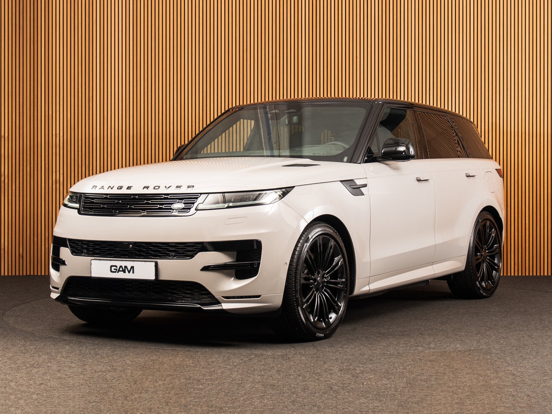 Land Rover Range Rover Sport 3.0 P550e Autobiography 23" | T, Automaat, Gebruikt, Zwart, 2996 cc